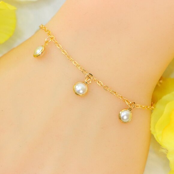 Minimalist Bracelet, Sleek & Modern Design, Women’s Fashion, YC110209-B - Picture 1 of 10